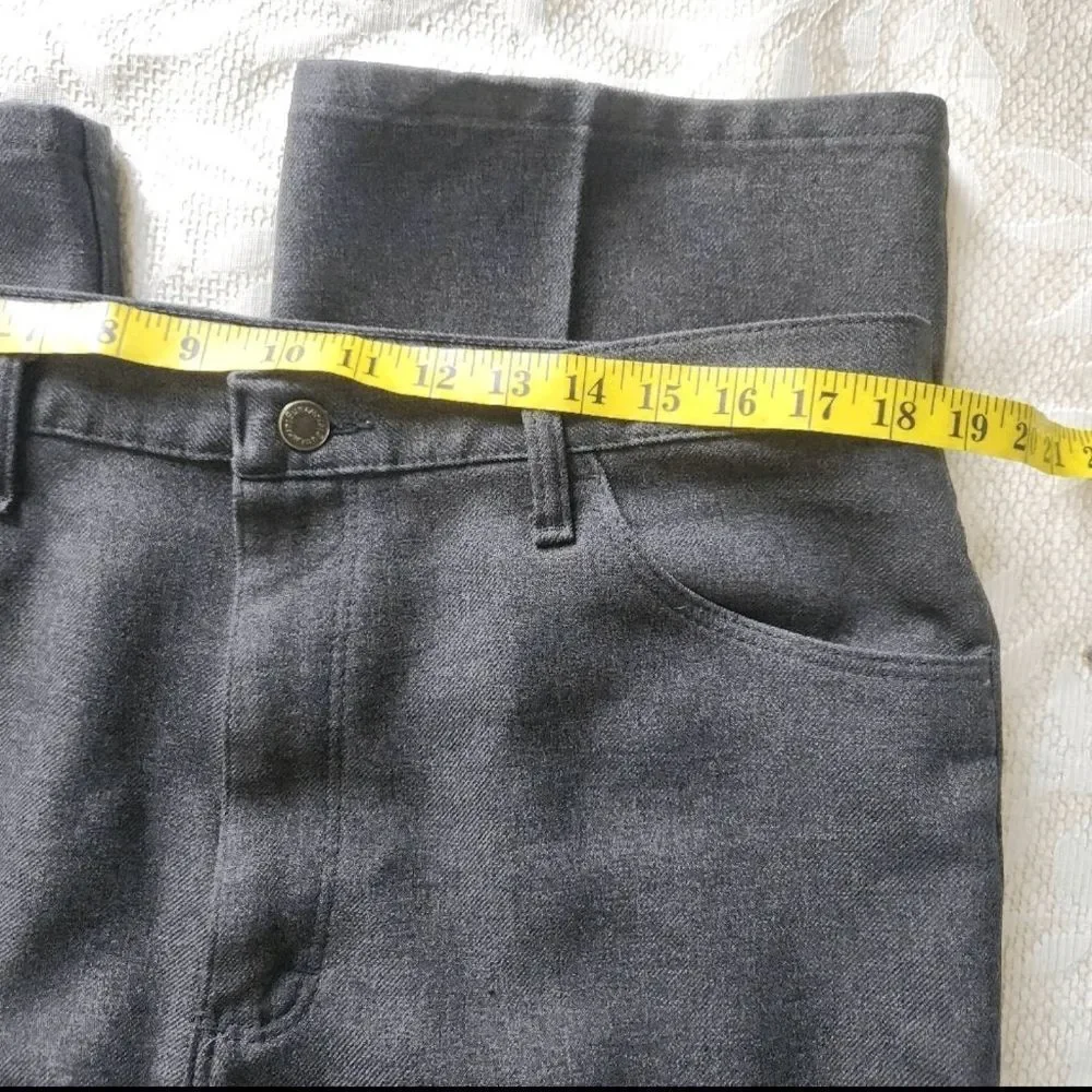 P31 Wrangler Mens Gray Polyester Trousers Size 38x29 NWOT